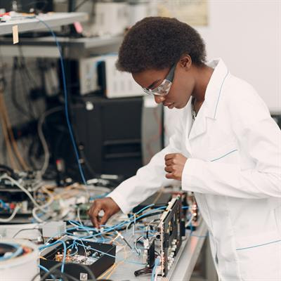 Cover image for research topic "Women in Science: Optics and Photonics"