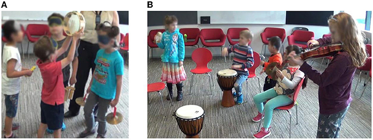 图3 -在我们的实验中，孩子们接受的音乐训练包括(A)蒙着眼睛演奏和听打击乐，(B)作为一个乐队一起演奏。